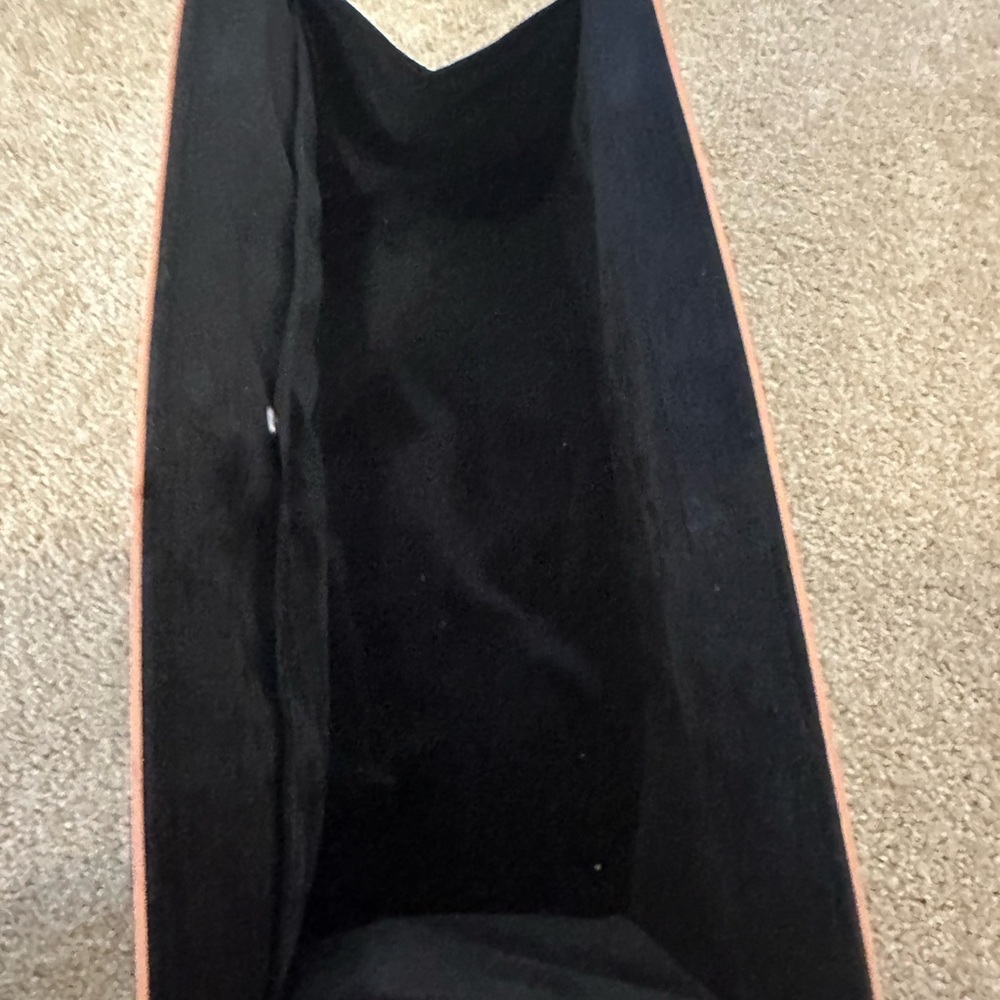 Dyson Hair Dryer & Airwrap Storage Case - Picture 4 of 4